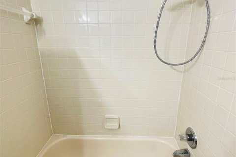 Copropriété à louer à Orlando, Floride: 2 chambres, 82.59 m2 № 1849862 - photo 16