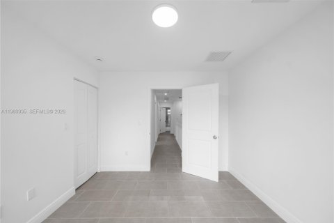Townhouse in Miami, Florida 3 bedrooms, 133.04 sq.m. № 2027369 - photo 30