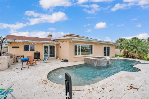 House in Clearwater, Florida 3 bedrooms, 290.23 sq.m. № 1899402 - photo 7