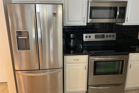 Condo in Punta Gorda, Florida, 1 bedroom № 2113373 - photo 16