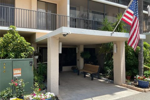 Condo in Punta Gorda, Florida, 1 bedroom  № 2113373