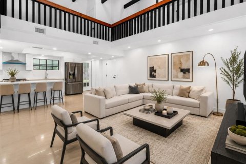 Casa en venta en Orlando, Florida, 4 dormitorios, 188.41 m2 № 2223147 - foto 4