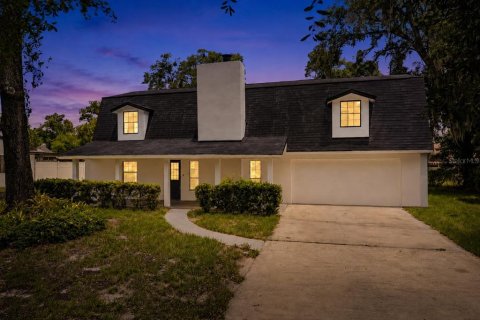Casa en venta en Orlando, Florida, 4 dormitorios, 188.41 m2 № 2223147 - foto 2