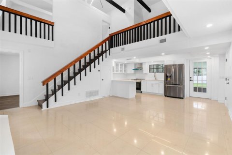 Casa en venta en Orlando, Florida, 4 dormitorios, 188.41 m2 № 2223147 - foto 6