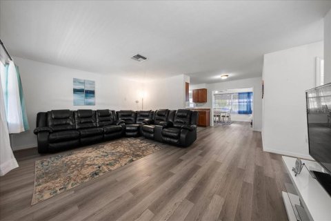 House in Beverly Hills, Florida 2 bedrooms, 120.96 sq.m. № 2210099 - photo 6