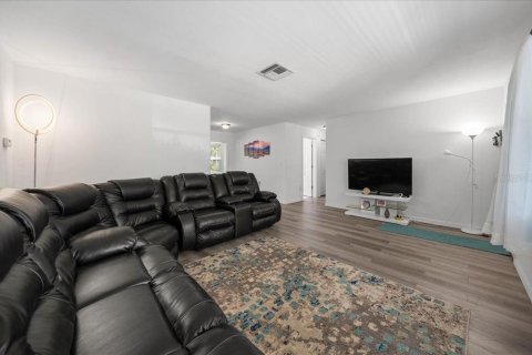 House in Beverly Hills, Florida 2 bedrooms, 120.96 sq.m. № 2210099 - photo 8