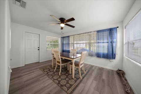 House in Beverly Hills, Florida 2 bedrooms, 120.96 sq.m. № 2210099 - photo 15