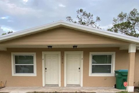Commercial property in St. Lucie, Florida 144.93 sq.m. № 2146553