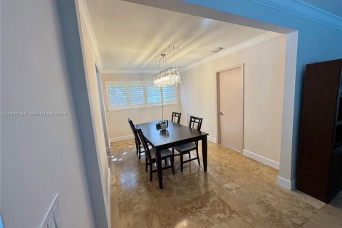 Casa en alquiler en Pinecrest, Florida, 3 dormitorios, 159.7 m2 № 2011844 - foto 5