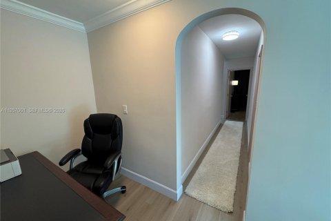 Casa en alquiler en Pinecrest, Florida, 3 dormitorios, 159.7 m2 № 2011844 - foto 9