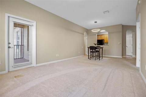 Condo in Davenport, Florida, 3 bedrooms  № 1876189 - photo 8