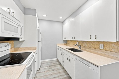 Copropriété à vendre à Coconut Creek, Floride: 1 chambre, 74.14 m2 № 2259942 - photo 13