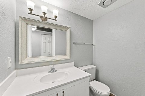 Copropriété à vendre à Coconut Creek, Floride: 1 chambre, 74.14 m2 № 2259942 - photo 8