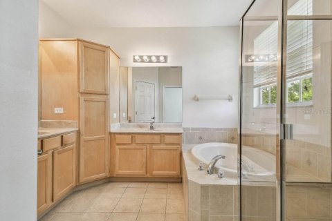 Adosado en venta en Tampa, Florida, 3 dormitorios, 166.48 m2 № 1785638 - foto 19