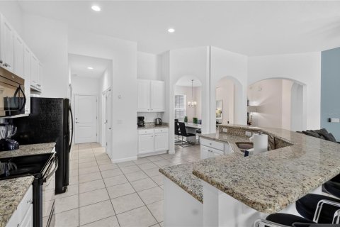 Casa en venta en Davenport, Florida, 5 dormitorios, 264.21 m2 № 2410653 - foto 13