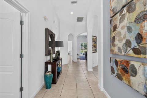 Casa en venta en Davenport, Florida, 5 dormitorios, 264.21 m2 № 2410653 - foto 4