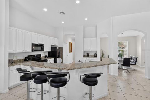 Casa en venta en Davenport, Florida, 5 dormitorios, 264.21 m2 № 2410653 - foto 15