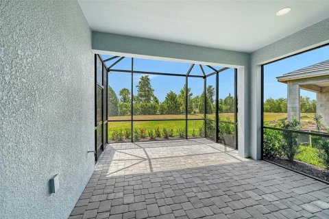 Villa ou maison à vendre à Bradenton, Floride: 2 chambres, 152.17 m2 № 2407000 - photo 12