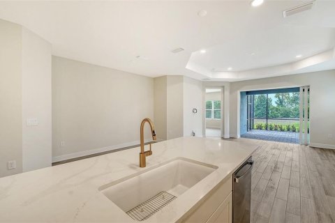 Villa ou maison à vendre à Bradenton, Floride: 2 chambres, 152.17 m2 № 2407000 - photo 18