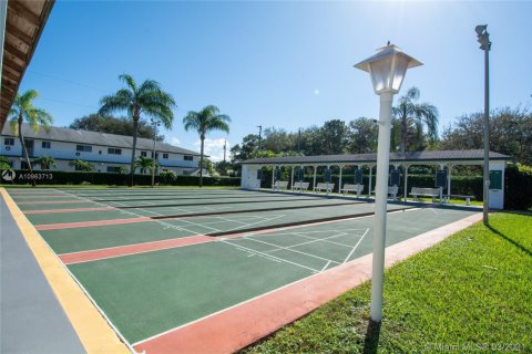 Condo in Tequesta, Florida, 2 bedrooms  № 976606 - photo 1