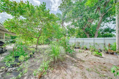 House in Hollywood, Florida 3 bedrooms, 160.44 sq.m. № 1830801 - photo 27
