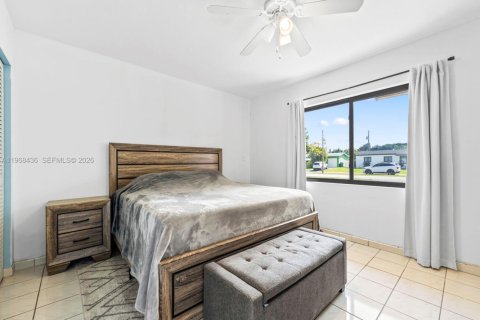 Купить виллу или дом в Катлер-Бей, Флорида 4 спальни, 181.81м2, № 2031575 - фото 20