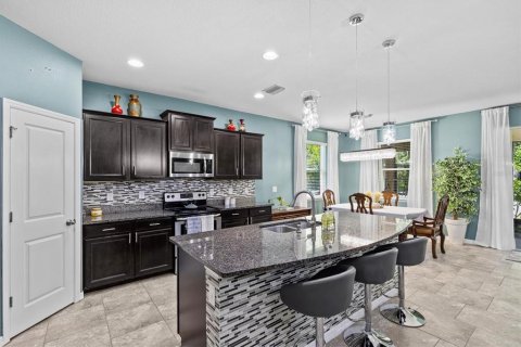 House in Riverview, Florida 4 bedrooms, 188.59 sq.m. № 1639695 - photo 16