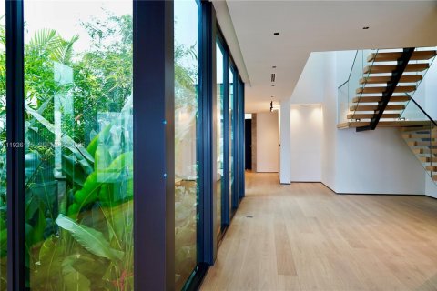 Купить виллу или дом в Майами, Флорида 6 спален, 599.41м2, № 1984674 - фото 15