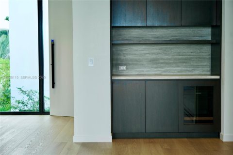 Купить виллу или дом в Майами, Флорида 6 спален, 599.41м2, № 1984674 - фото 24