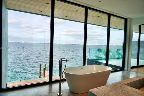 Купить виллу или дом в Майами, Флорида 6 спален, 599.41м2, № 1984674 - фото 27