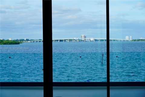 Купить виллу или дом в Майами, Флорида 6 спален, 599.41м2, № 1984674 - фото 21