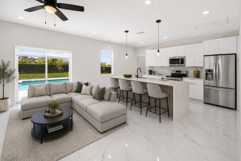 House in Cape Coral, Florida 3 bedrooms, 126.16 sq.m. № 2087146 - photo 7