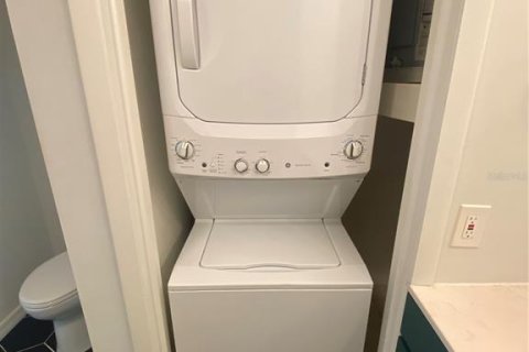 Apartamento en alquiler en Saint Petersburg, Florida, 3 dormitorios, 137.96 m2 № 1722830 - foto 12
