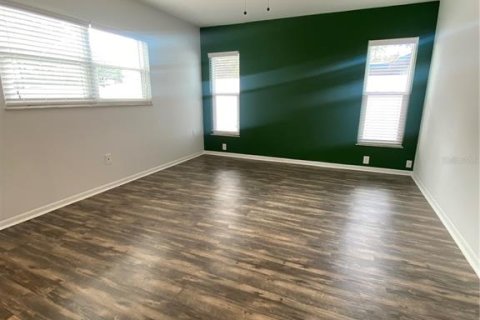 Apartamento en alquiler en Saint Petersburg, Florida, 3 dormitorios, 137.96 m2 № 1722830 - foto 5