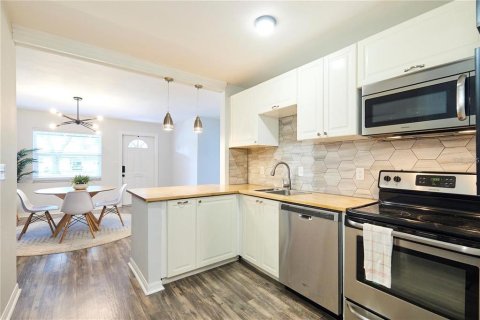 Apartamento en alquiler en Saint Petersburg, Florida, 3 dormitorios, 137.96 m2 № 1722830 - foto 4