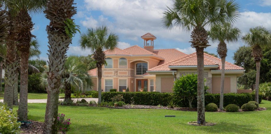 House in Palm Coast, Florida 4 bedrooms, 389.17 sq.m. № 771664