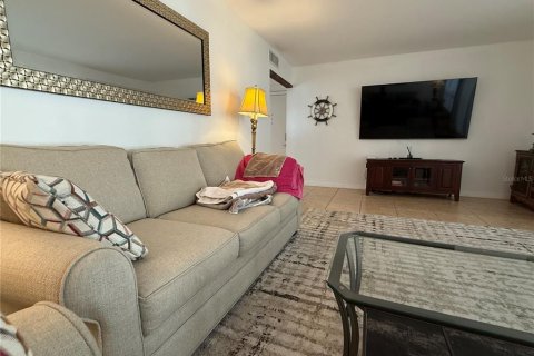 Condominio en venta en Sarasota, Florida, 2 dormitorios, 123.75 m2 № 2106519 - foto 8