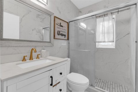 Casa en venta en North Miami Beach, Florida, 3 dormitorios, 106.84 m2 № 1889663 - foto 7
