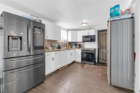 Casa en venta en North Miami Beach, Florida, 3 dormitorios, 106.84 m2 № 1889663 - foto 16