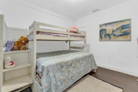 Casa en venta en North Miami Beach, Florida, 3 dormitorios, 106.84 m2 № 1889663 - foto 15