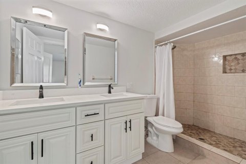 Villa ou maison à vendre à Apopka, Floride: 4 chambres, 562.89 m2 № 2419570 - photo 23