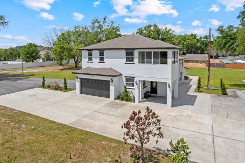 Villa ou maison à vendre à Apopka, Floride: 4 chambres, 562.89 m2 № 2419570 - photo 4