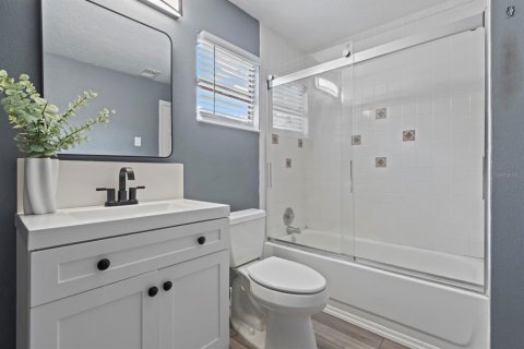 Villa ou maison à vendre à Apopka, Floride: 4 chambres, 562.89 m2 № 2419570 - photo 27
