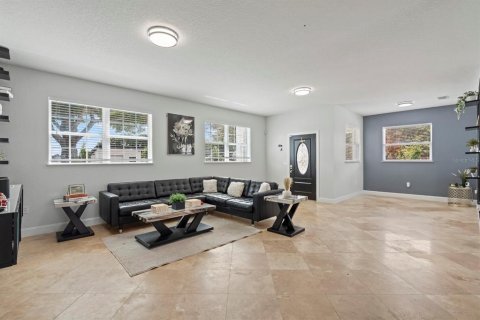 Villa ou maison à vendre à Apopka, Floride: 4 chambres, 562.89 m2 № 2419570 - photo 9