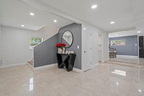 Villa ou maison à vendre à Apopka, Floride: 4 chambres, 562.89 m2 № 2419570 - photo 16