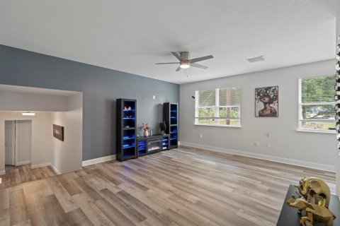Villa ou maison à vendre à Apopka, Floride: 4 chambres, 562.89 m2 № 2419570 - photo 30