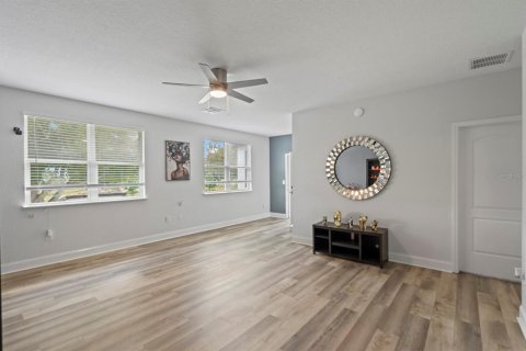 Villa ou maison à vendre à Apopka, Floride: 4 chambres, 562.89 m2 № 2419570 - photo 29