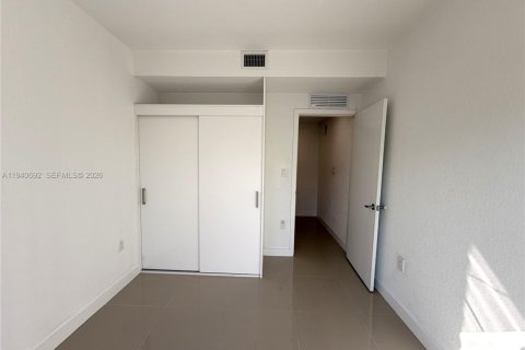 Touwnhouse à louer à Homestead, Floride: 4 chambres, 129.88 m2 № 1997763 - photo 8