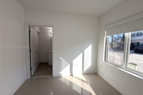 Touwnhouse à louer à Homestead, Floride: 4 chambres, 129.88 m2 № 1997763 - photo 11