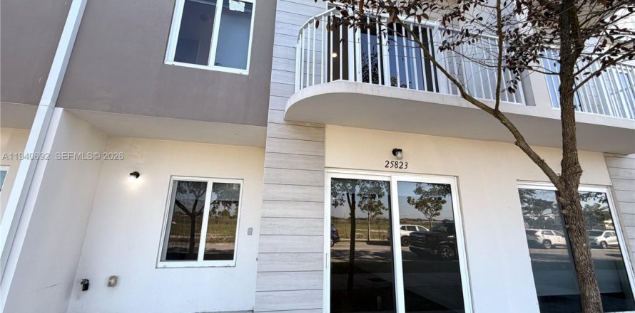 Touwnhouse à Homestead, Floride 4 chambres, 129.88 m2 № 1997763